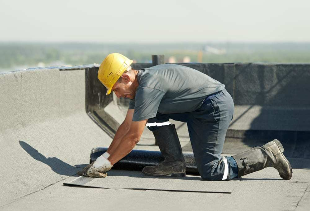 Expert Tips for Flat Roof Repair: How a Professional Roofing Contractor Can Help