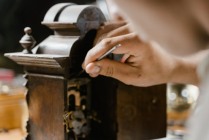 Read more about the article The Role Of Grandfather Clock Repair In Antique Restoration