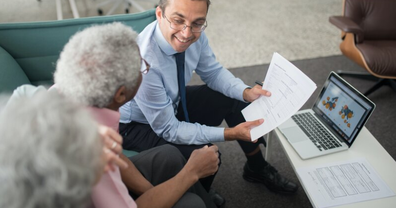 You are currently viewing 5 Reasons Why You Should Sell Medicare Insurance Plans